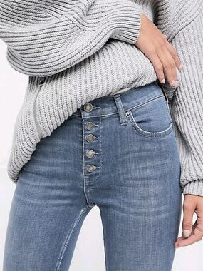 Free People Reagan Skinny Button-Fly Jeans in Light Blue Wash